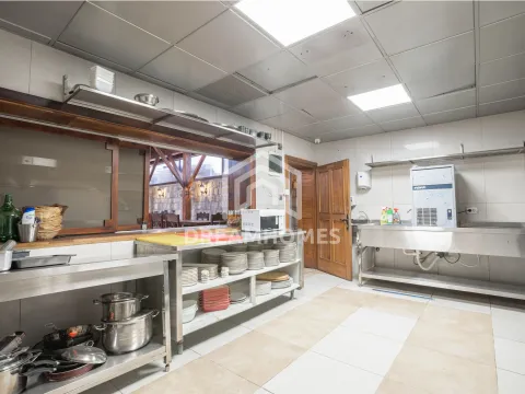 Rent, hospitality venue, 180m², Centar, Podgorica - image 7