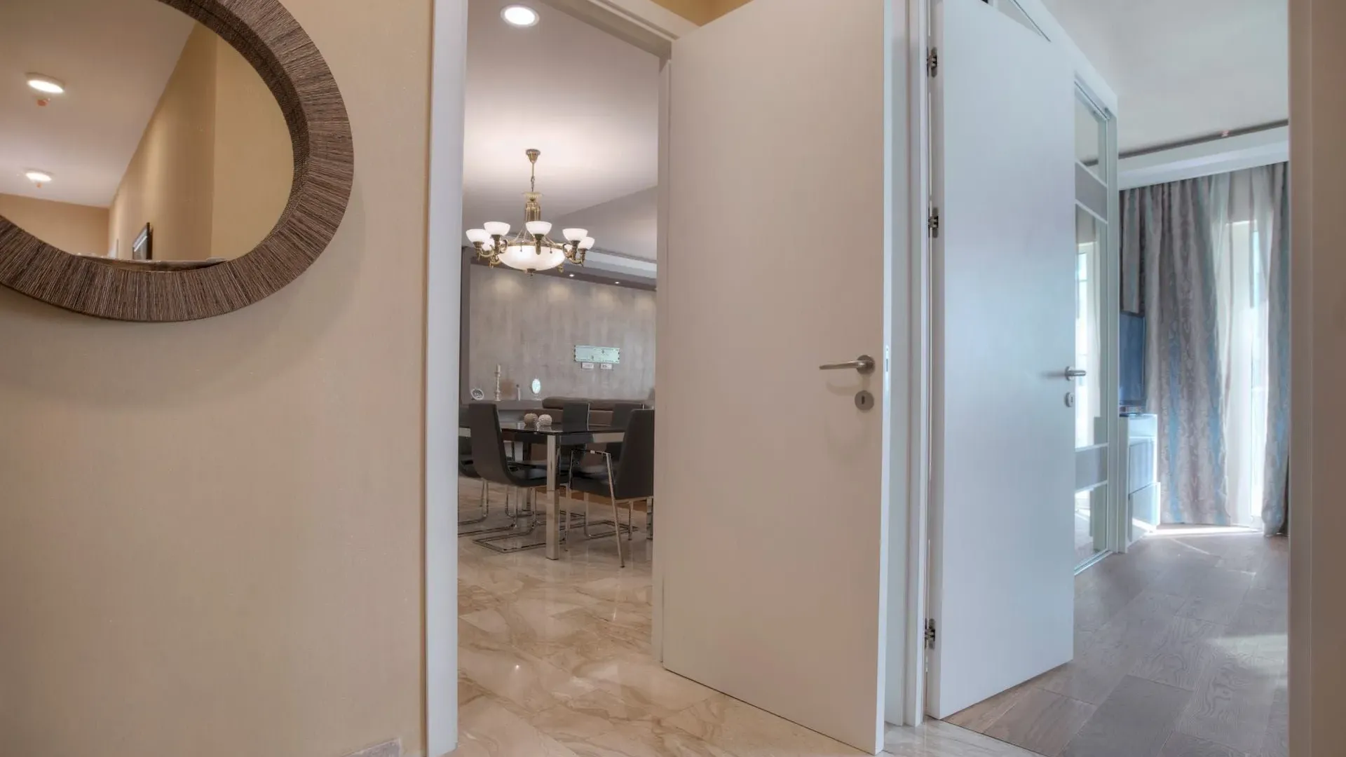 Prodaja, trosoban stan, 181m², Budva, Crna Gora