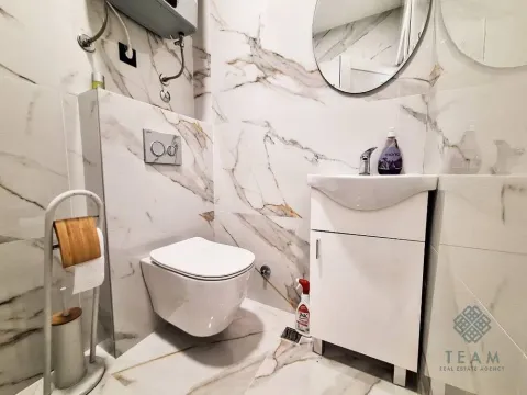 Prodaja, kuća, 200m², Donji Kokoti, Podgorica - image 23