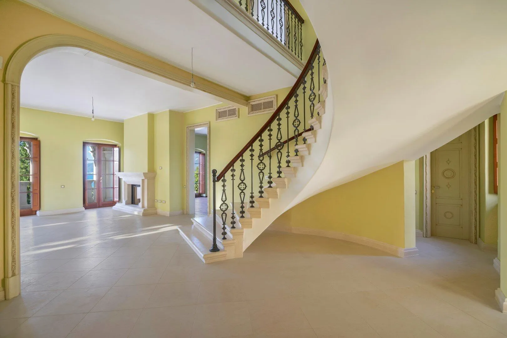 Sale, house, 470m², Reževići, Budva