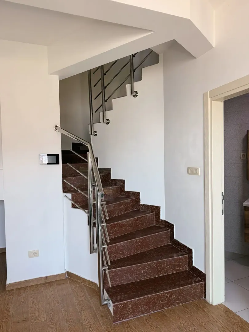 Rent, two bedroom apartment, 85m², Ivanovići, Budva