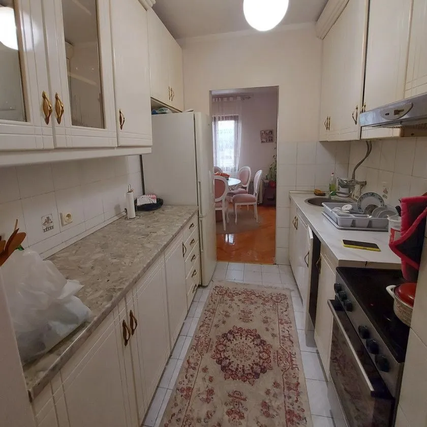 Prodaja, trosoban stan, 108m², Malo Brdo, Podgorica