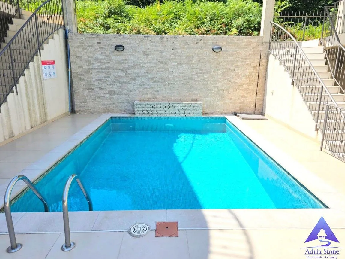 Prodaja, dvosoban stan, 82m², Prčanj, Kotor