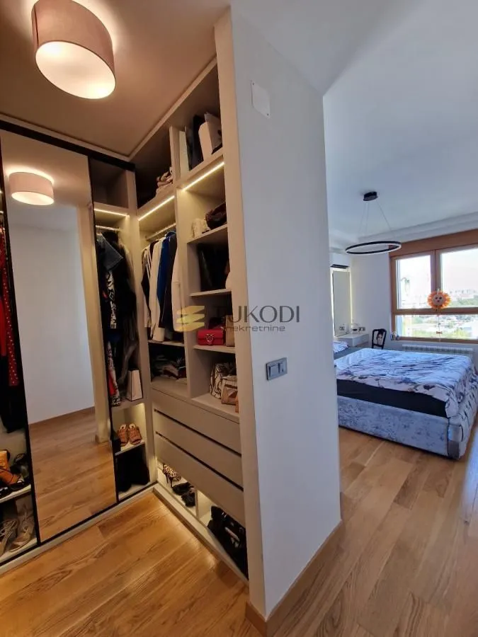 Prodaja, stan, 165m², Novi Beograd Blok 65, Novi Beograd Sve Podlokacije