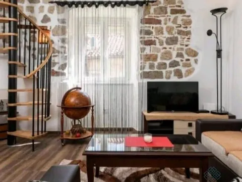 Prodaja, jednosoban stan, 58m², Stari Grad Kotor, Kotor - image 3