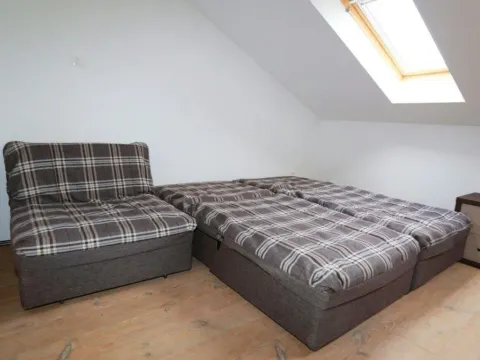 Sale, one bedroom apartment, 35m², Bečići, Budva - image 2