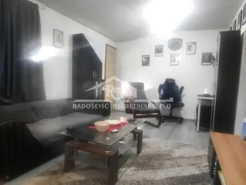 Prodaja, jednosoban stan, 40m², Vračar Hram, Vračar Sve Podlokacije - image 4