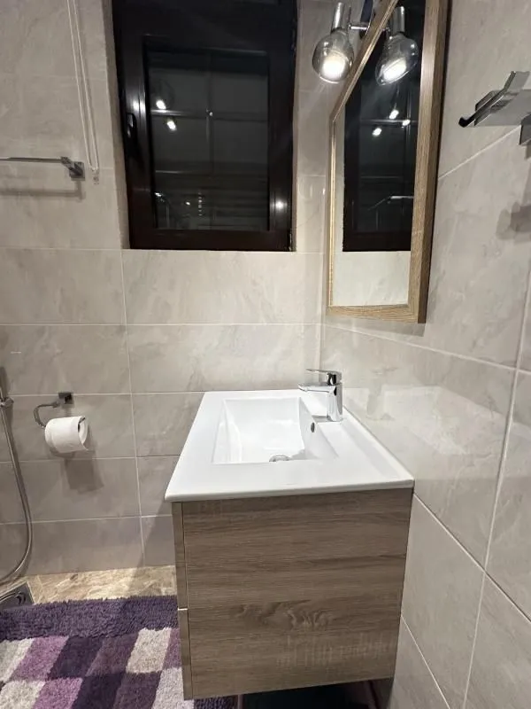 Sale, house, 183m², Zagrad, Berane