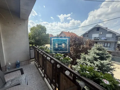 Prodaja, kuća, 160m², Trnava, Jagodina - image 25