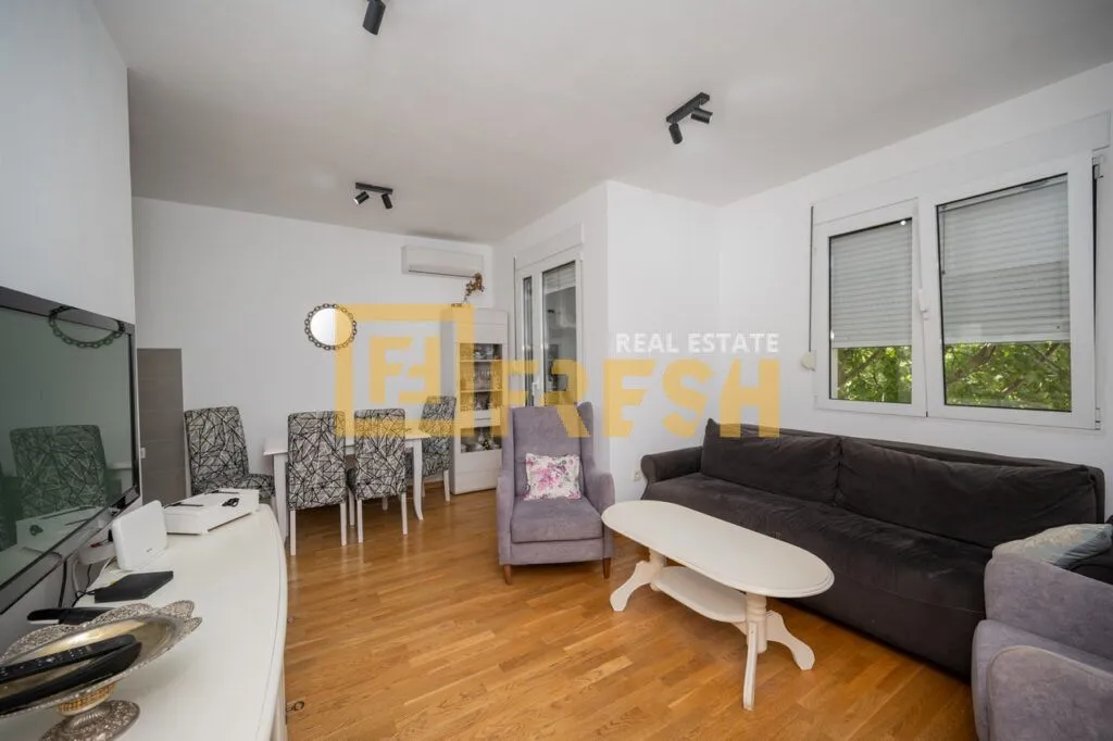 Rent, two bedroom apartment, 60m², Blok 6, Podgorica