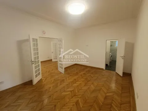 Izdavanje, četvorosoban stan, 120m², Stari Grad, Beograd - image 2