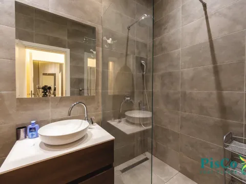 Izdavanje, dvosoban stan, 78m², Centar, Podgorica - image 5