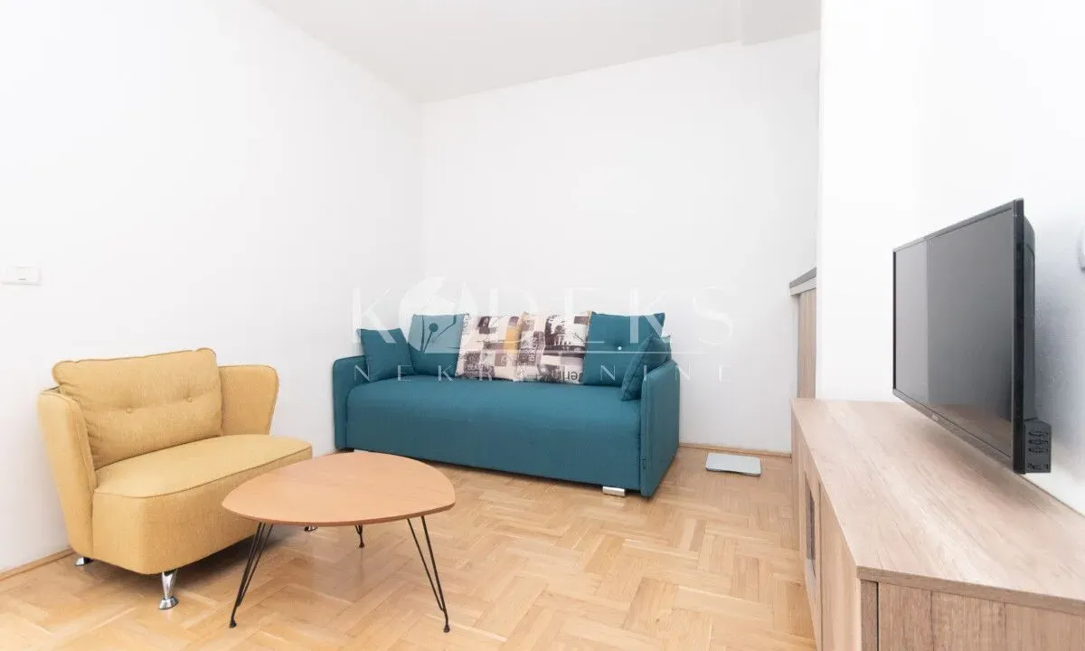 Izdavanje, garsonjera, 25m², Vezirov Most, Podgorica