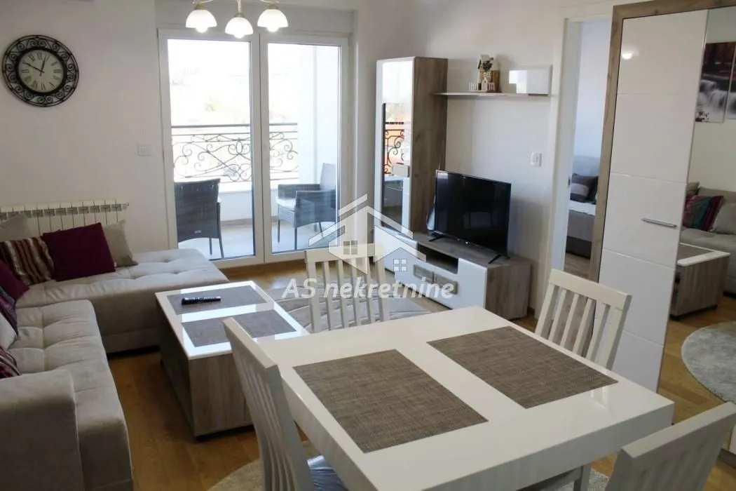 Rent, two bedroom apartment, 50m², Lekino Brdo, Voždovac Sve Podlokacije