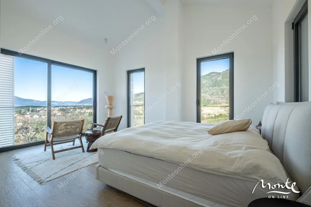 Prodaja, kuća, 240m², Kavač, Kotor