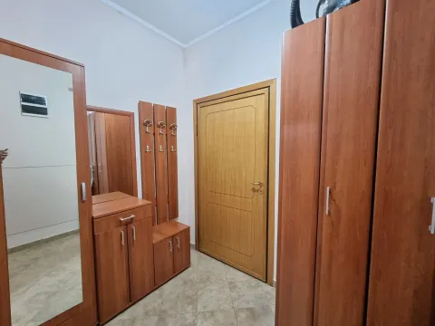 Izdavanje, garsonjera, 30m², Budva, Crna Gora - image 6
