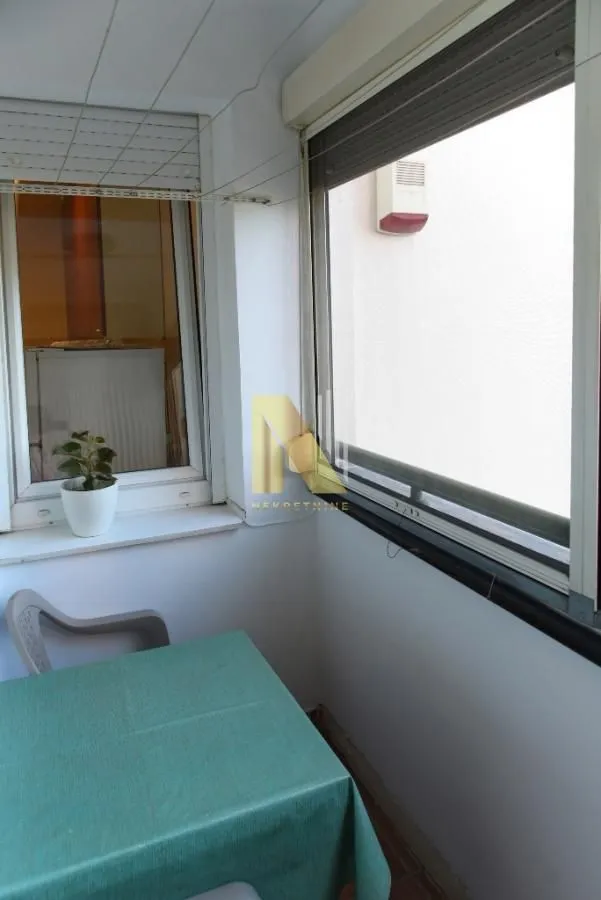 Izdavanje, dvosoban stan, 49m², Betanija, Novi Sad Sve Podlokacije