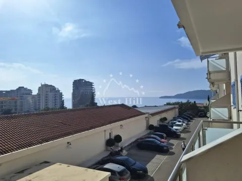 Sale, two bedroom apartment, 75m², Bečići, Budva - image 9