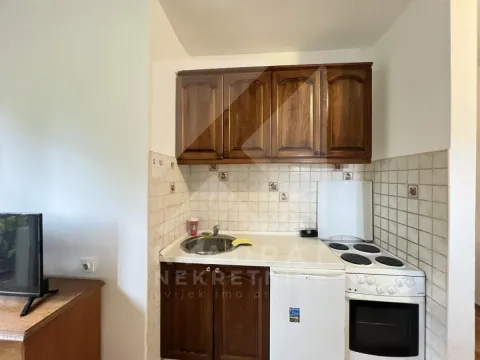 Izdavanje, jednosoban stan, 50m², Stari Aerodrom, Podgorica - image 3