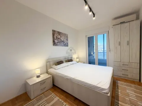 Izdavanje, dvosoban stan, 66m², Stari Aerodrom, Podgorica - image 9