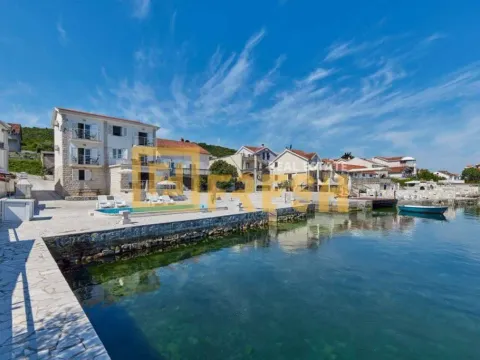 Prodaja, kuća, Tivat, Crna Gora - image 32