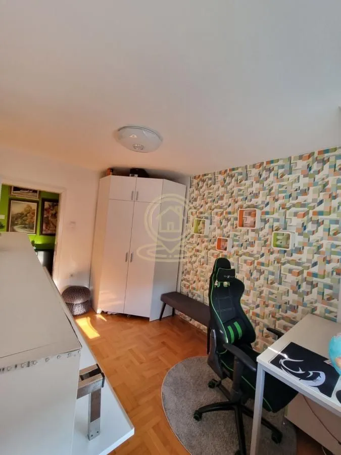 Rent, three bedroom apartment, 97m², Medijana, Niš