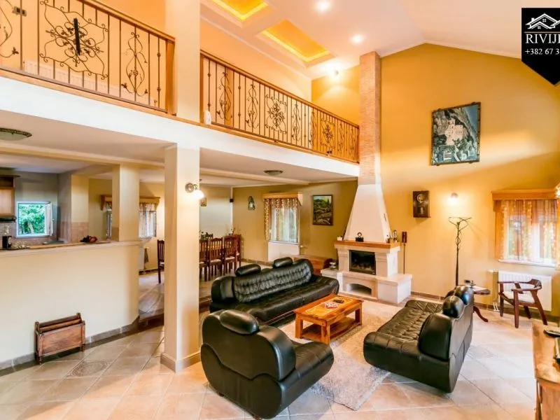 Prodaja, kuća, 380m², Podi, Herceg Novi