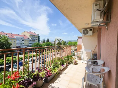 Izdavanje, jednosoban stan, 52m², Zabjelo, Podgorica - image 9