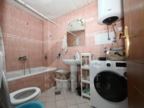 Rent, one bedroom apartment, 51m², Stara Varoš, Podgorica - image 9