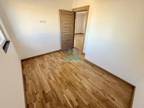 Prodaja, trosoban stan, 70m², Alibegovac, Petrovaradin - image 19