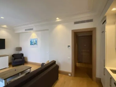 Sale, one bedroom apartment, 76m², Porto Montenegro, Tivat - image 2