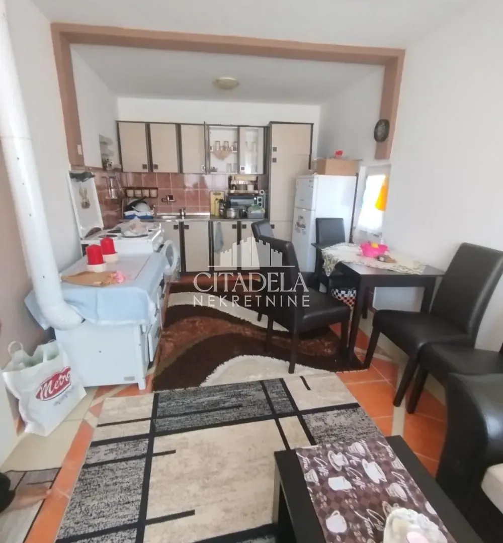 Prodaja, kuća, 200m², Lisović, Barajevo