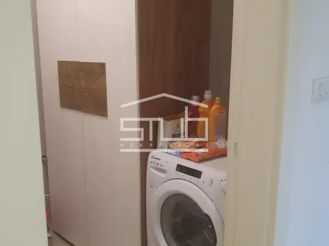 Izdavanje, trosoban stan, 108m², Novi Beograd Blok 65, Novi Beograd Sve Podlokacije - image 12