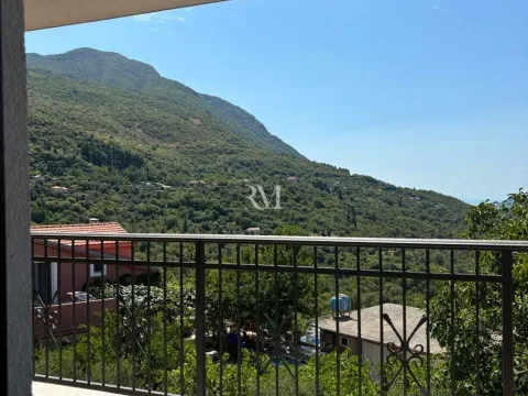 Izdavanje, kuća, 100m², Sutvara, Kotor - image 5