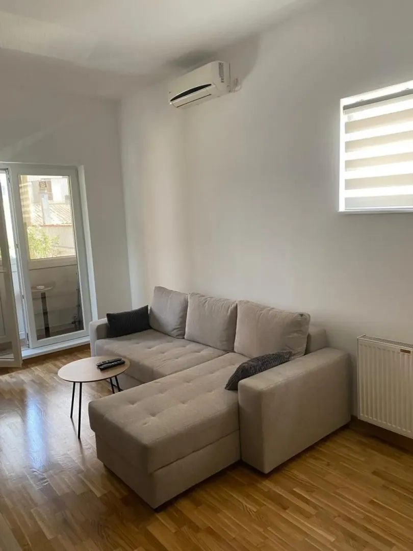 Rent, one bedroom apartment, 35m², Zemun Sve Podlokacije, Beograd