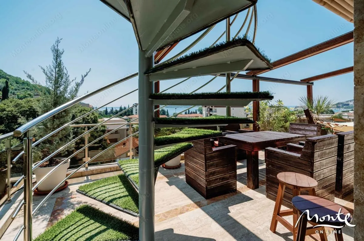 Sale, three bedroom apartment, 200m², Budva, Crna Gora