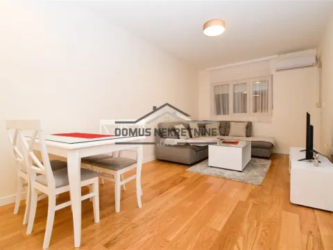 Rent, one bedroom apartment, 49m², Central Point, Podgorica - image 2