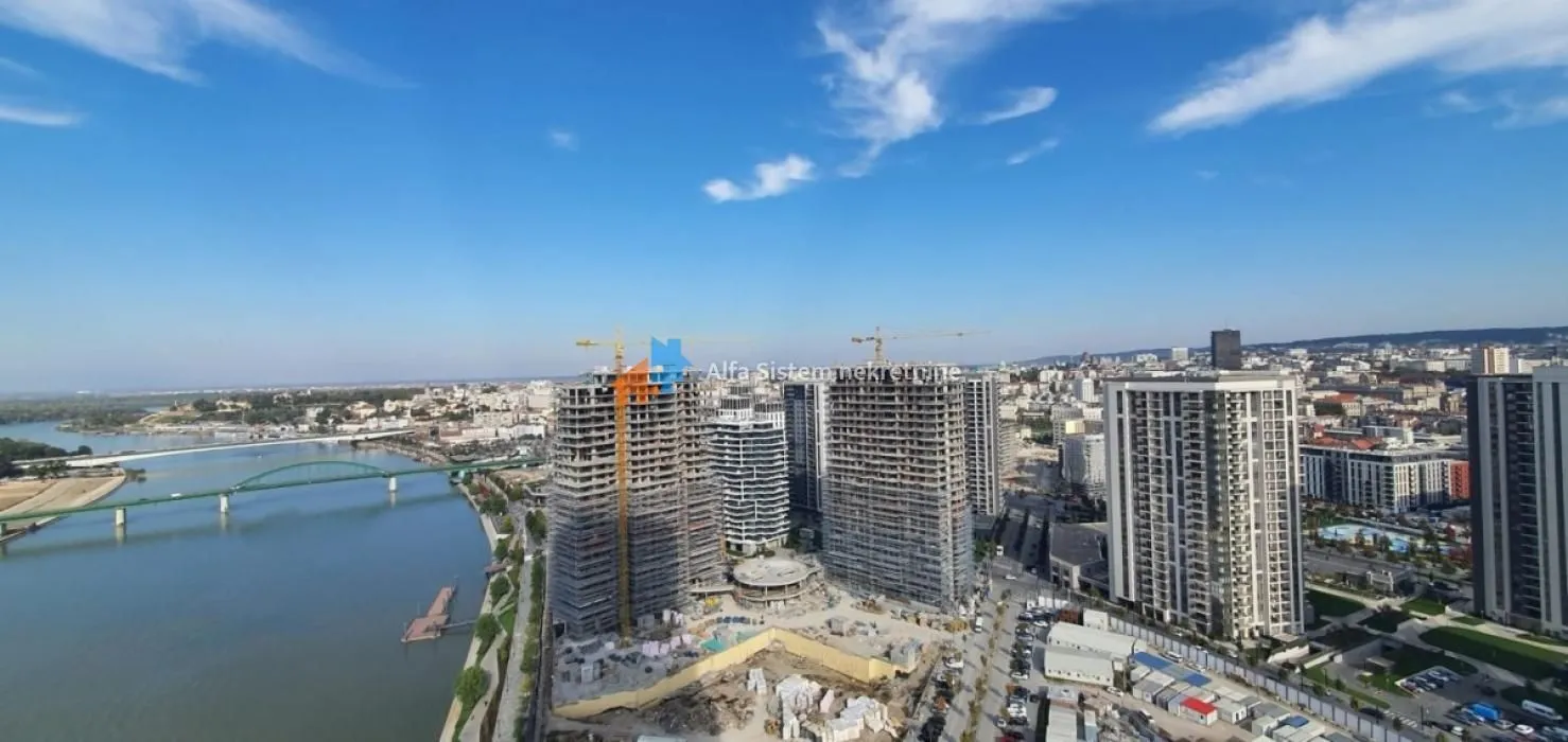 Izdavanje, trosoban stan, 90m², Savski Venac, Beograd