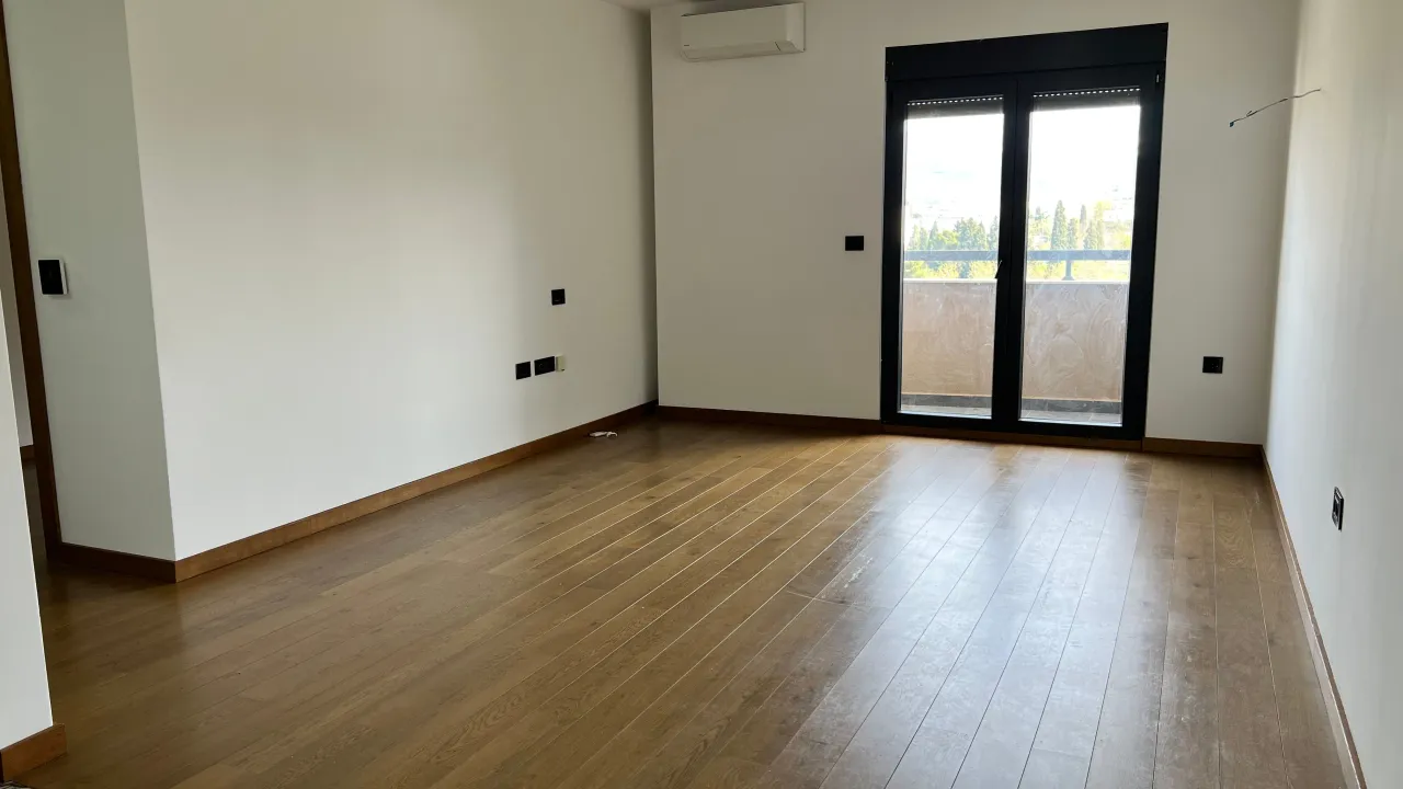 Izdavanje, dvosoban stan, 68m², Ljubović, Podgorica