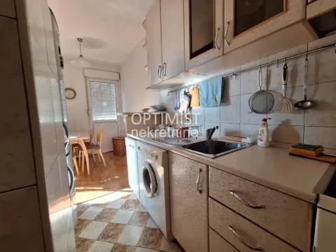 Rent, three bedroom apartment, 68m², Voždovac Sve Podlokacije, Beograd - image 5
