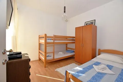 Izdavanje, kuća, 120m², Kumbor, Herceg Novi - image 14