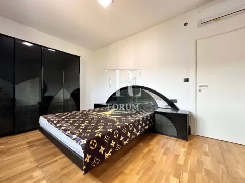 Izdavanje, dvosoban stan, 100m², Blok 9, Podgorica - image 7