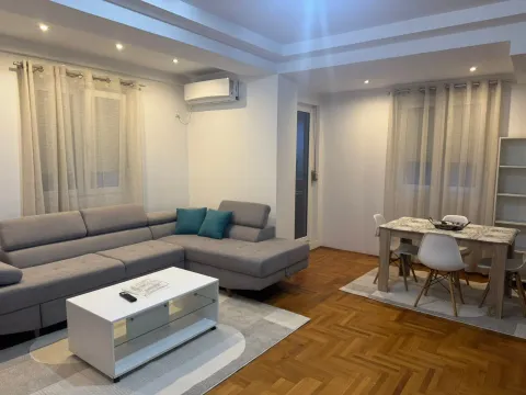 Rent, four bedroom apartment, 70m², Krivi Most, Podgorica - image 1