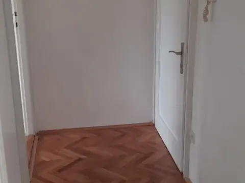 Prodaja, jednosoban stan, 34m², Vračar Sve Podlokacije, Beograd - image 7