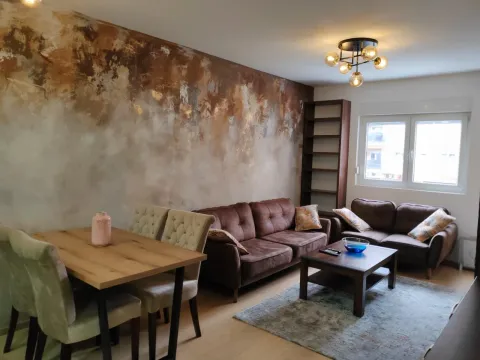 Rent, two bedroom apartment, 68m², City Kvart, Podgorica - image 2