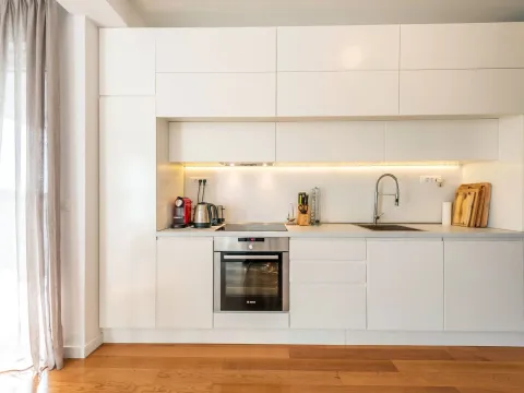 Prodaja, trosoban stan, 83m², Pržno, Budva - image 9