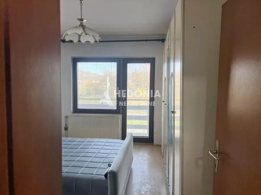Prodaja, kuća, 278m², Jajinci, Voždovac Sve Podlokacije