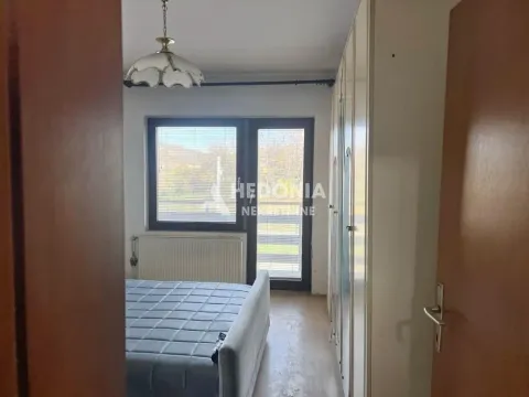 Prodaja, kuća, 278m², Jajinci, Voždovac Sve Podlokacije - image 5