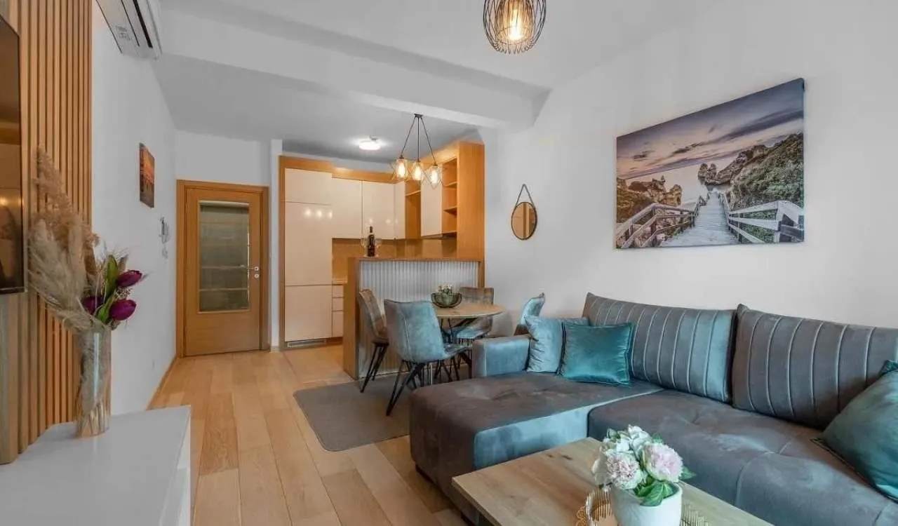 Prodaja, dvosoban stan, 61m², Pržno, Budva