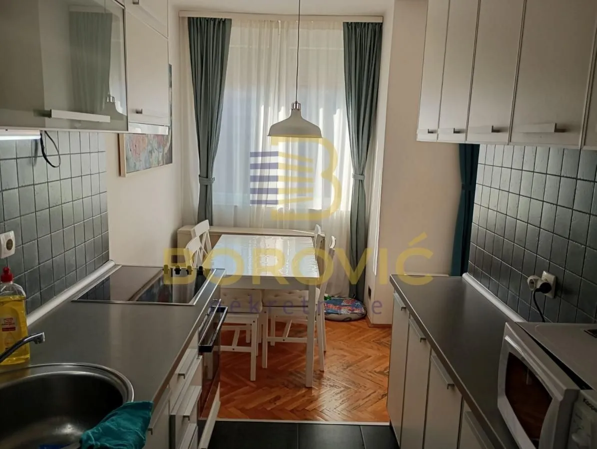 Sale, three bedroom apartment, 69m², Vračar Sve Podlokacije, Beograd